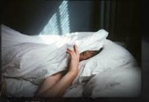 SLOBODNO BACITE U SMEĆE TABLETE ZA SPAVANJE: Pola kašike ovog začina i spavajte kao BEBA!