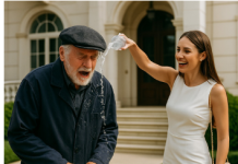 Prerušio se u portira da bi testirao njenu odanost, a ono što je otkrio ga je iznenadilo