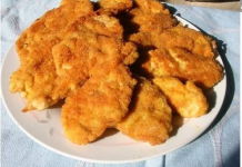 ZABORAVITE JAJA – BIJELO MESO SE POHUJE U OVOJ SMJESI: Piletina će se raspadati u ustima, SOČNIJA I HRSKAVIJA NEGO IKAD