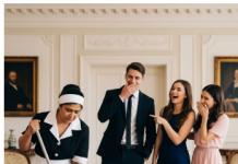 Služavka skinula kecelju i ućutkala celu salu: istina o njenom identitetu šokirala sve