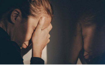 Kako prepoznati emocionalno nestabilnu osobu koja glumi da je “sasvim normalna”? Obratite pažnju na NJIHOVE rečenice i reakcije