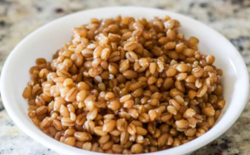 KUHANA PŠENICA JE SPAS ZA SVAKU ŽENU: 5 RAZLOGA ZAŠTO BISTE JE TREBALE JESTI