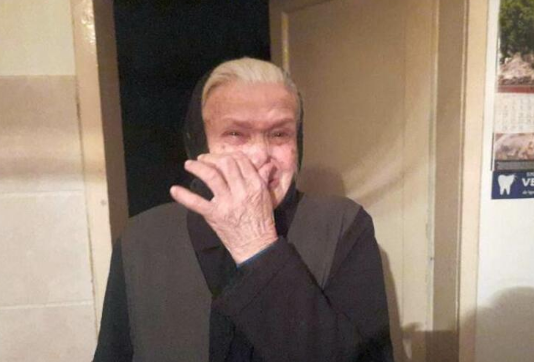 “Nema nikoga vrata da mi otvori, da me pita jesam li jela, popila lek”: Sudbina bake Anice iz Medveđe je mučna