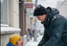 Pomogao sam čovjeku na ulici, a on se pojavio kad mi je najviše trebalo