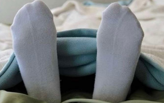 EVO ČETIRI RAZLOGA ZAŠTO BI TREBALI IZBJEGAVATI SPAVANJE U ČARAPAMA