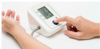 KARDIOLOZI TVRDE DA NORMALAN PRITISAK NIJE 120 SA 80, VEĆ OVAJ: Broj koji MORATE ZNATI, svi smo GREŠILI u merenju