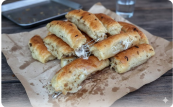 STRAVA I UŽAS! Kupili burek u pekari u Podgorici, a u njemu zalutala OPASNA STVAR! Pretrnućete kad vidite