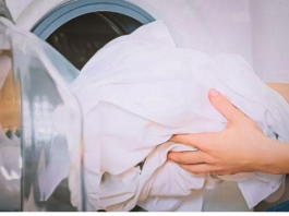 Samo 5 kašika ovog sastojka izvlači svu prljavštinu i zavjese blistaju kao snijeg