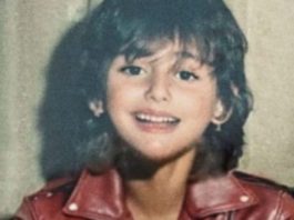 Samo je oči odaju: Ni za sto života nećete pogoditi ko je pjevačica sa slike! (Foto)