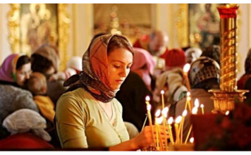 Da li je obavezno nositi maramu u crkvi? Evo šta kaže teolog