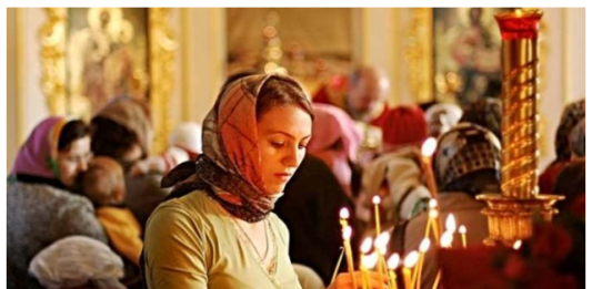 Da li je obavezno nositi maramu u crkvi? Evo šta kaže teolog