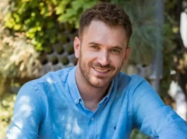 Zgodni glumac nije dugo čekao: Momčilo Otašević ovu lepoticu odveo pred oltar FOTO