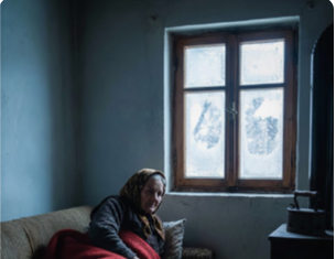 Sinovi je zaboravili za Božić: Baka Milka je čekala sama u hladnoj kući, a onda je na vrata pokucao…