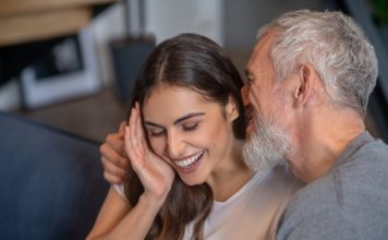 Kako pametna žena natjera muškarca da mu nedostaje