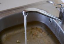 Stavite kesu u odvod sudopere! Nikad više nećete zvati majstore!