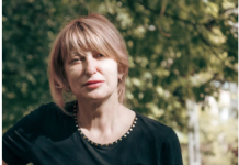 Kad mi je umro muž, njegov brat je pokušavao na sve načine da mi otme kuću: A onda mi je nepoznata žena dala kovertu koja mi je promenila život