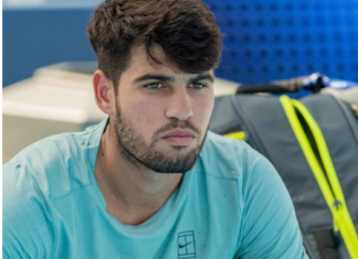 Karlos Alkaraz zarađuje milione, a živi u malom stanu sa roditeljima: Mušema na stolu i baštenske stolice u dnevnom boravku privlače pažnju, a evo gde spava