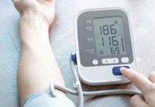 AKO OVAKO MJERITE PRITISAK DOBIĆETE NETAČNE REZULTATE: Stručnjaci otkrivaju GDJE griješite, ovo može da bude veoma OPASNO