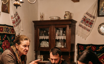 Svekrva ju je nazvala “pustom njivom” jer ne može da rodi — ali nije znala istinu koja će je naterati da zaćuti.