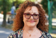 Da li se ovako oblači žena u šezdesetim? Ana Bekuta novim stajlingom izazvala haos na Instagramu, da li biste vi nosili ovo na glavi? (FOTO)