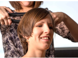 AKO IMATE 50+: Ova frizura vas nemilosrdno postarava – posebno broj 4!