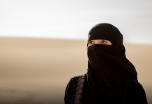 11 PRAVILA KOJE ŽENE U SAUDIJSKOJ ARABIJI MORAJU DA POŠTUJU-DEVETO JE ZGROZILO SVET!!!!