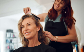 NAJBOLJE FRIZURE ZA ŽENE STARIJE OD 50 GODINA: Samo ovako ćete biti PRAVA DAMA