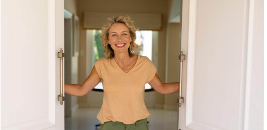 7 stvari koje ne biste trebali raditi kada idete nekome u goste – mnogo je nekulturno i neprimjereno