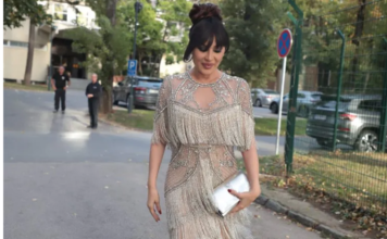 Ceca kao boginja stigla na venčanje o kojem bruji zemlja: Ali ovaj put je imala pratnju!!Pogledajte ko je muškarac uz kojeg Ceca ne skida osmijeh s lica!!!!