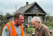 Komšija posekao orah dok je deda bio u bolnici