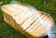 Nikako ne kupujte sečeni hleb u kesi: Evo na šta treba da obratite pažnju