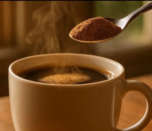 U jutarnju kafu dodajte 1 kašičicu ovog praha: Zaboravićete na umor do večeri