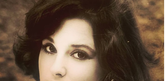 Znate li ko je žena sa slike iz 1991. godine: Sumnjamo da ćete ikad pogoditi – danas jedna od napopularnijih u Srbiji