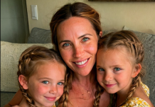 Dječak je na groblju pokazao na grob mojih blizankinja i rekao da ih poznaje iz škole