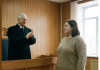 Na razvodu braka, Marina je, uz smeh svog muža, mirno predala svu svoju imovinu njemu. Ali kada je sudija shvatio razlog njenog postupka, aplaudirao joj je ustajući